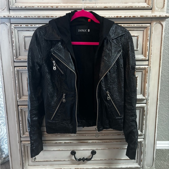 Doma Punched Scaled Textured Leather Jacket, Black - Picture 6 of 15